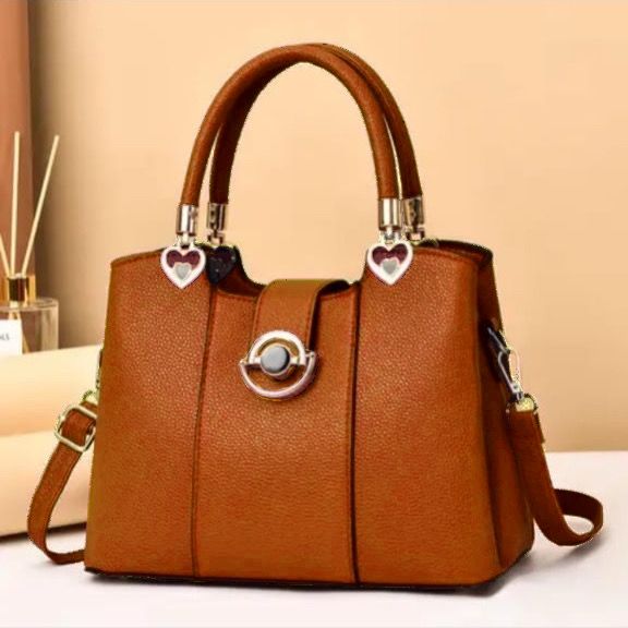 High Quality Flap Lock 3 Pocket Style With Long Belt