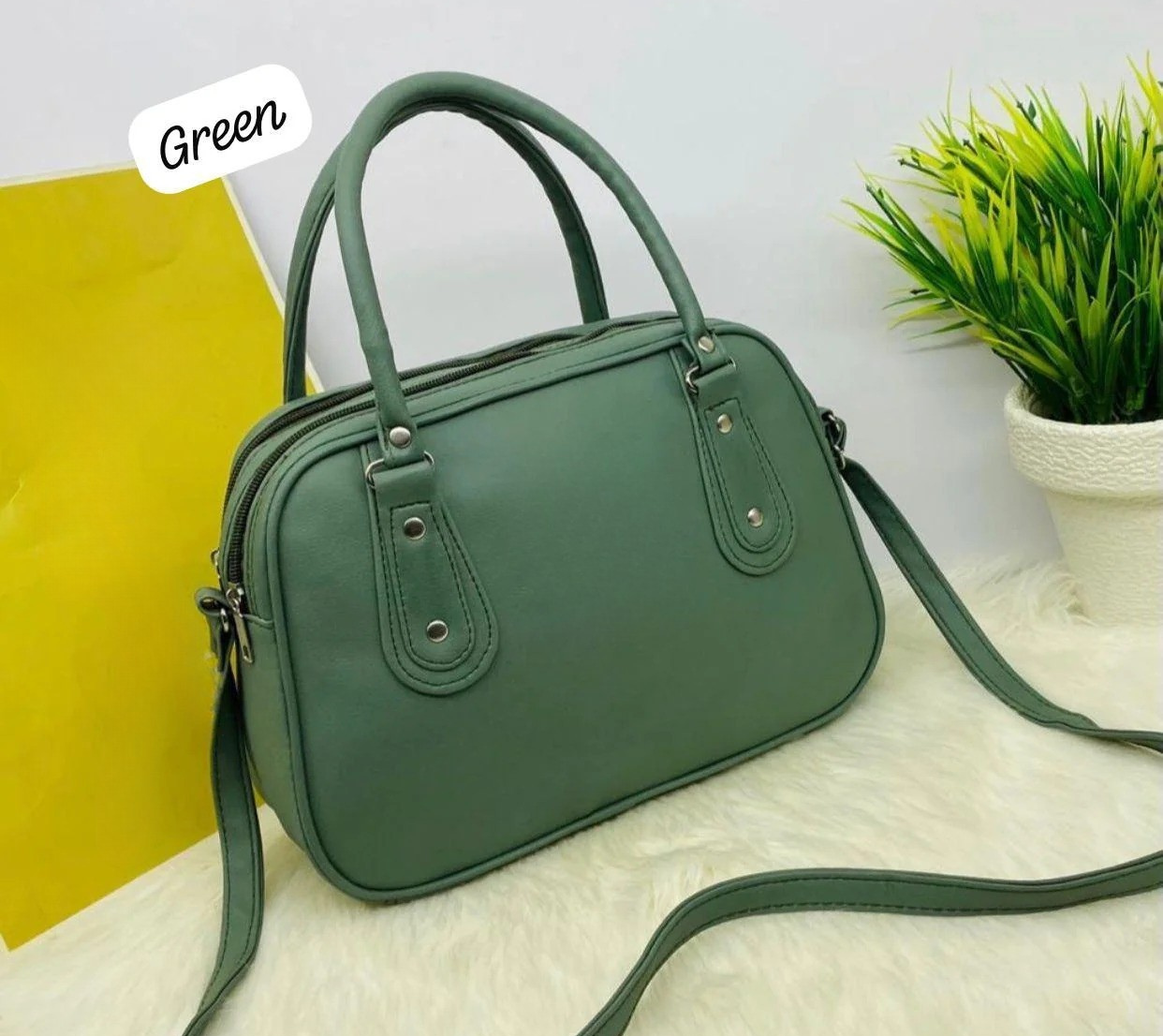 ๐ Michael Kors Duffle Double Zipper Cross Body Bags for Girls ๐