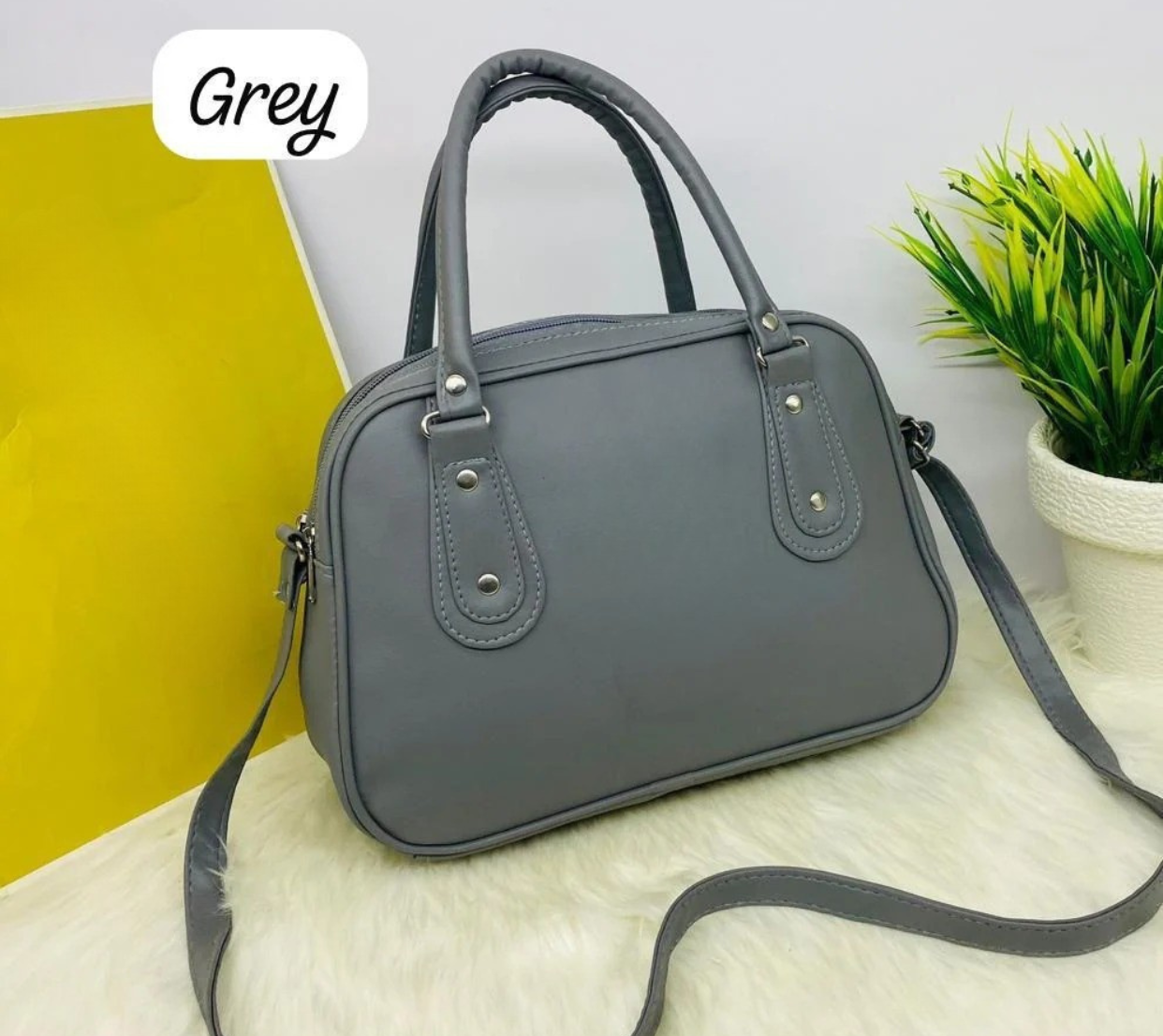 ๐ Michael Kors Duffle Double Zipper Cross Body Bags for Girls ๐